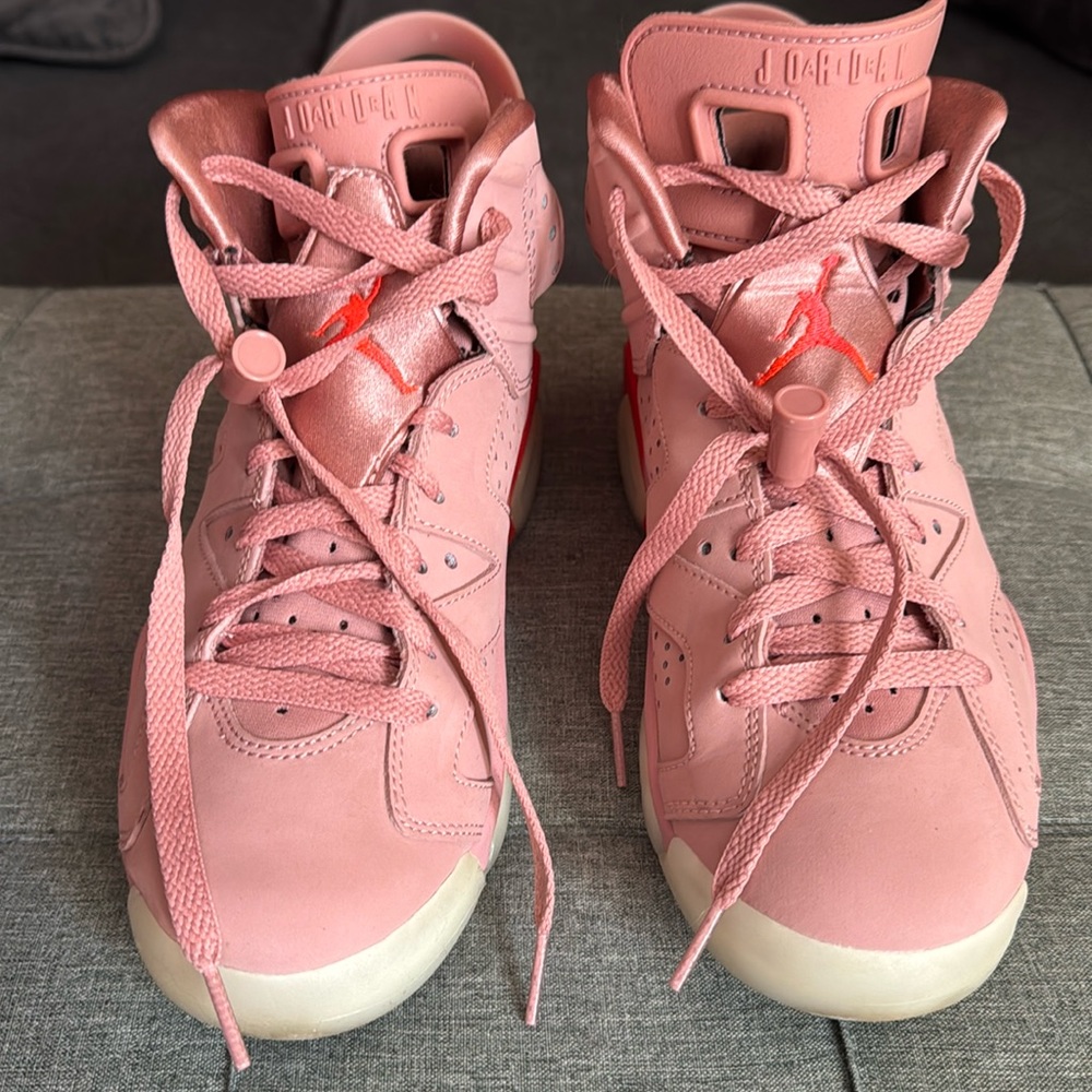Air Jordan 6 Retro NRG "Aleali May" sneakers
